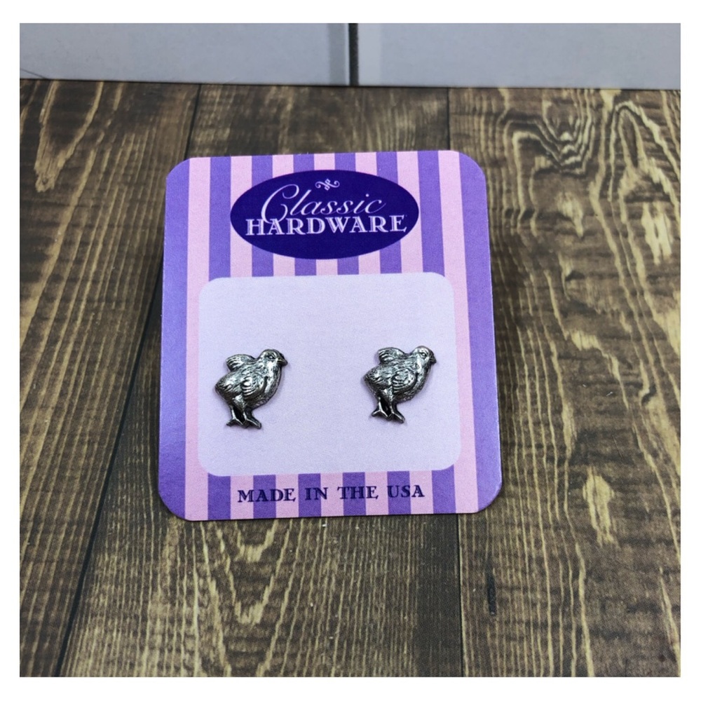Classic Hardware brand Rockware Post Earrings Chicks.
